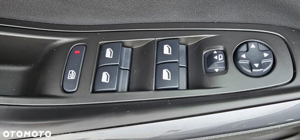 Opel Grandland X - 17