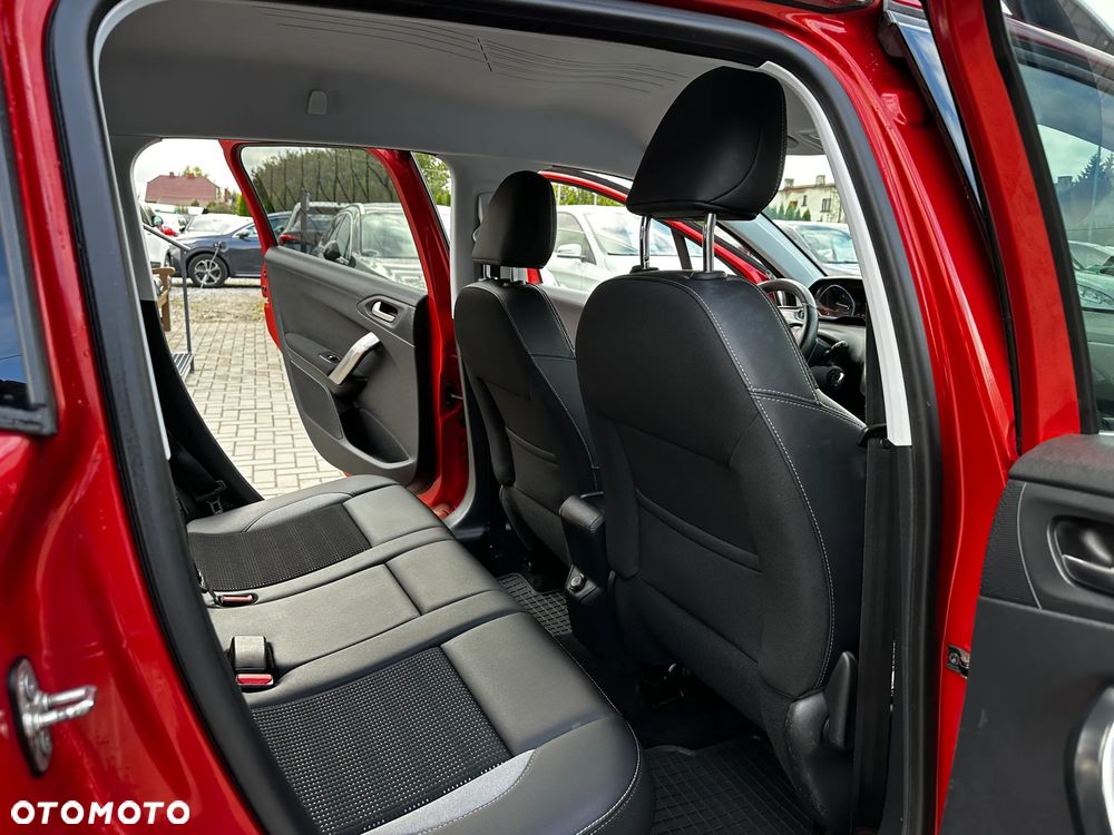 Peugeot 2008 - 25