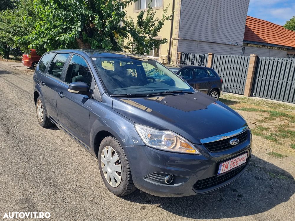 Ford Focus 1.6 TDCI DPF Ambiente - 2