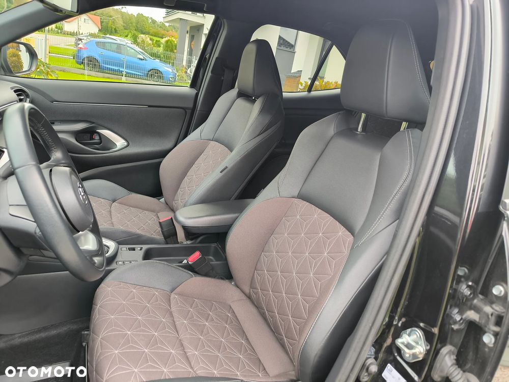 Toyota Yaris Cross - 11
