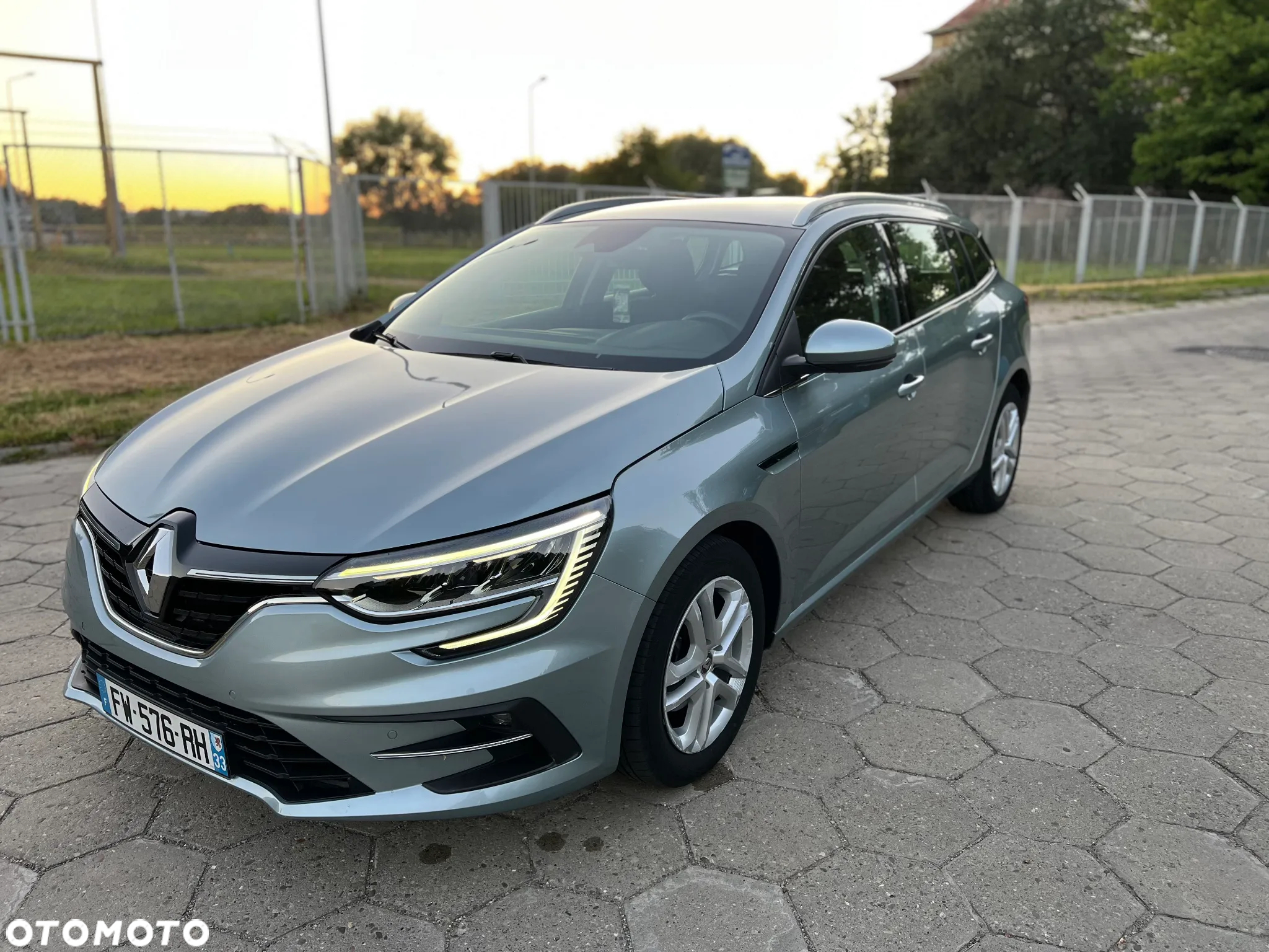 Renault Megane 1.3 TCe FAP Intens EDC - 4