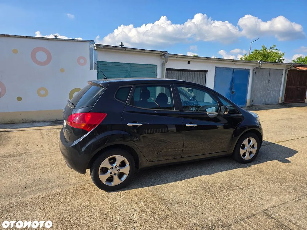 Kia Venga 1.6 CVVT Automatik Black Collection - 6
