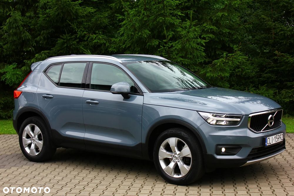 Volvo XC 40 T3 Momentum Pro - 24