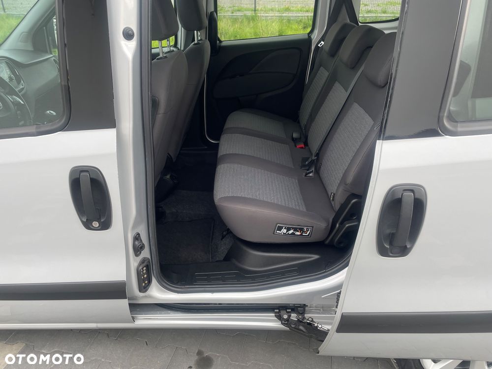 Fiat Doblo - 21