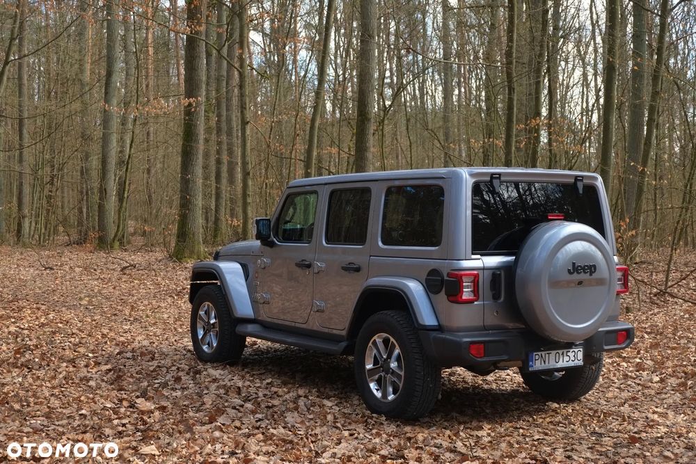 Jeep Wrangler - 4