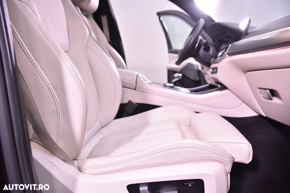 BMW X5 xDrive40i - 11