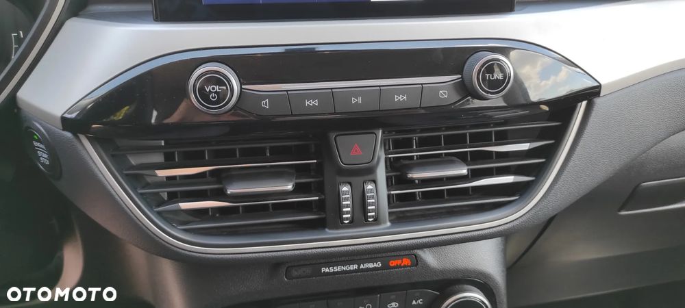 Ford Kuga 2.5P PHEV FWD Titanium - 19