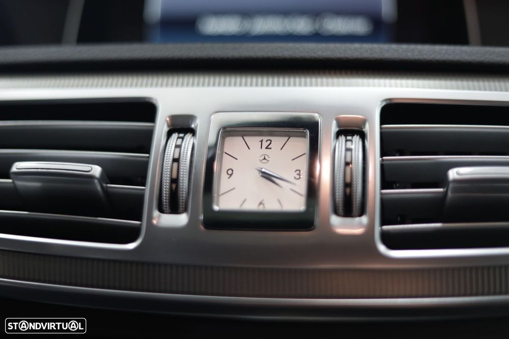 Mercedes-Benz E 250 BlueTEC Avantgarde Auto. - 12