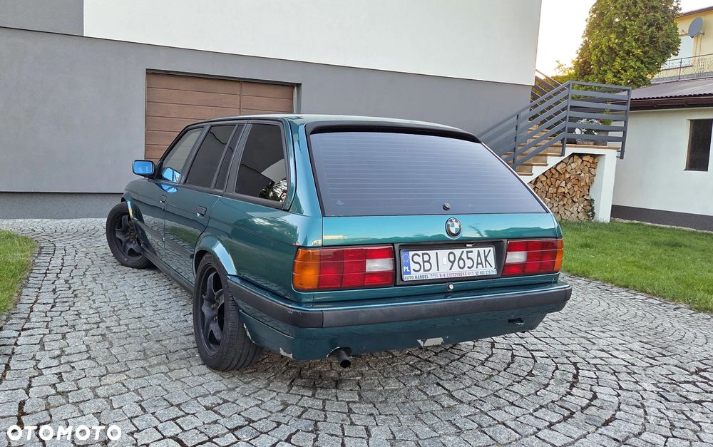 BMW Seria 3 320i - 6