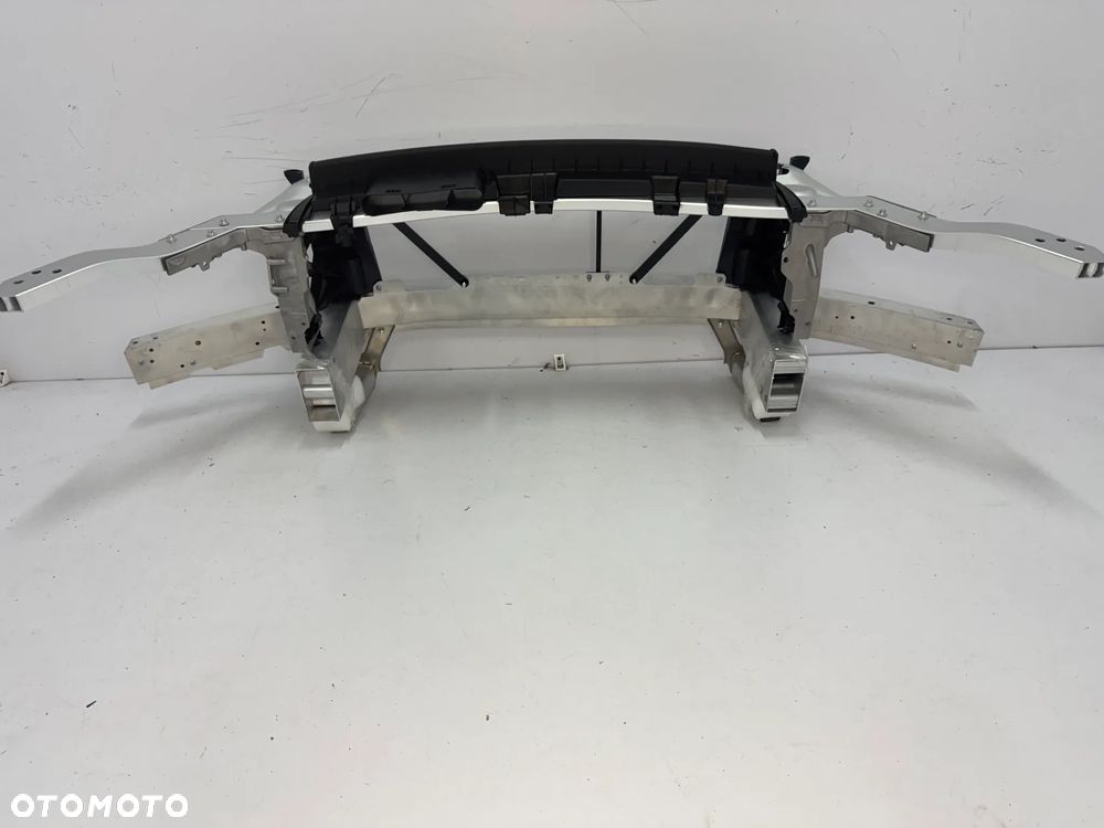 PAS PRZEDNI MERCEDES E KLASA W213 A213 - 2