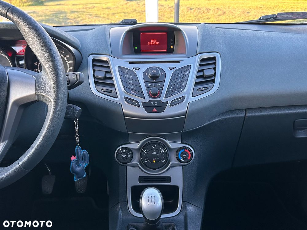 Ford Fiesta 1.25 Trend EU5 - 28