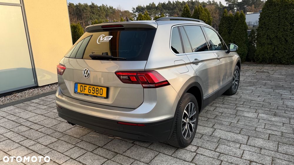 Volkswagen Tiguan 2.0 TDI SCR 4MOTION (BlueMotion Techn.) DSG Highline - 8