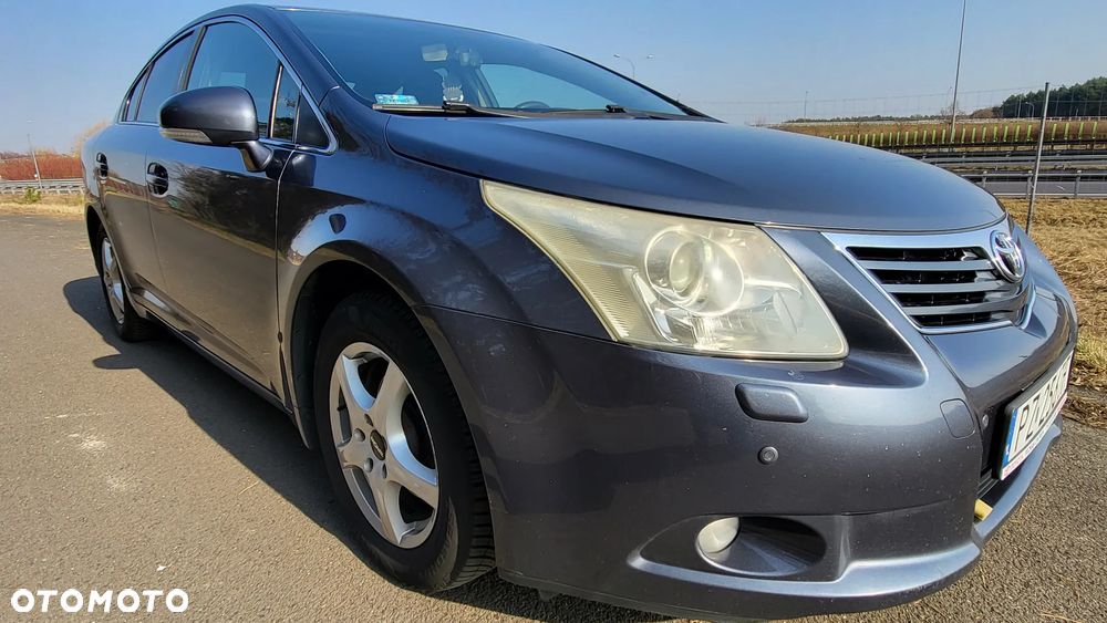Toyota Avensis 2.0 D-4D Luna - 6