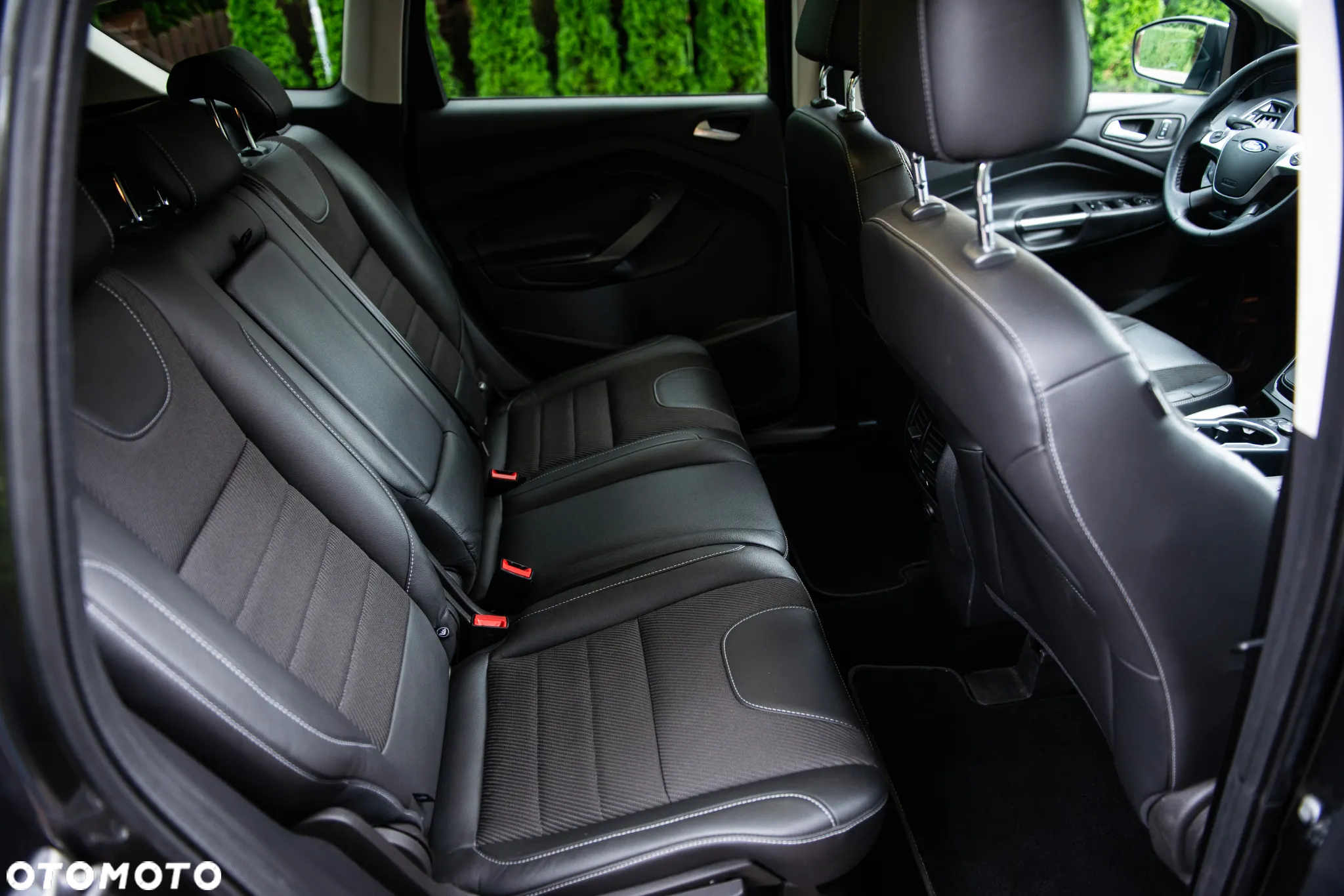 Ford Kuga 2.0 TDCi 4x4 Titanium - 25