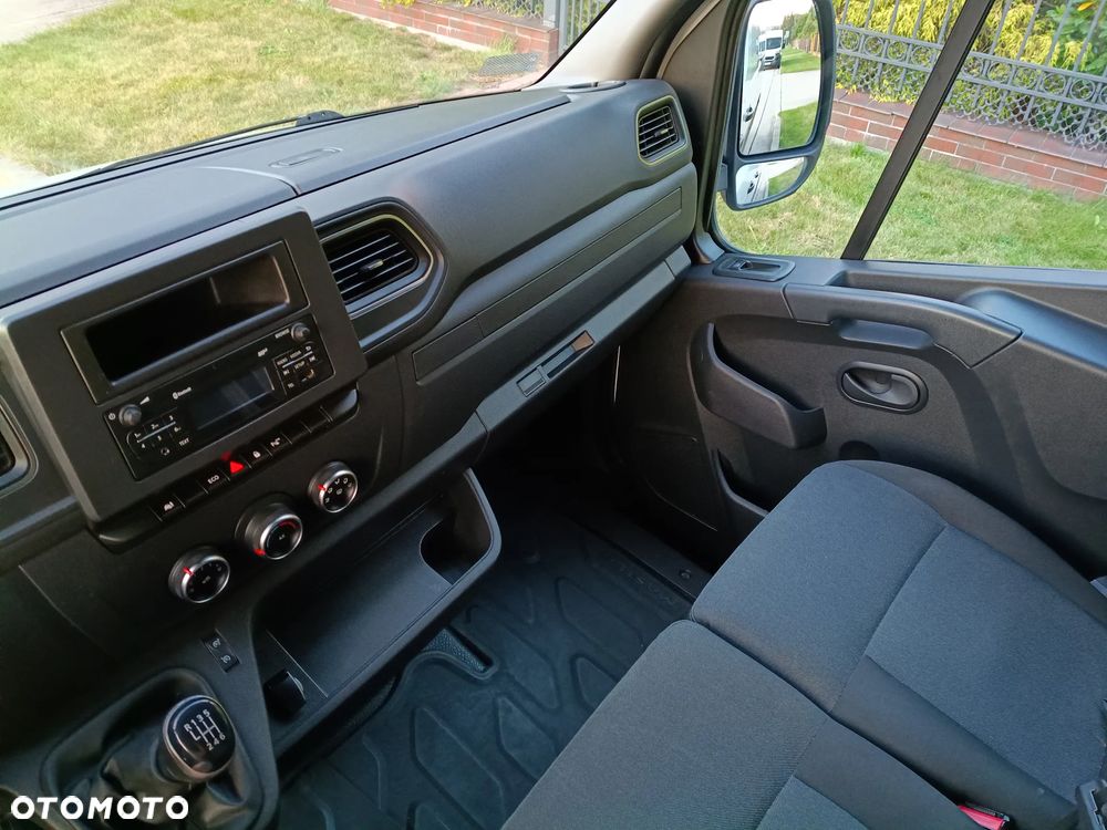 Renault Master - 15