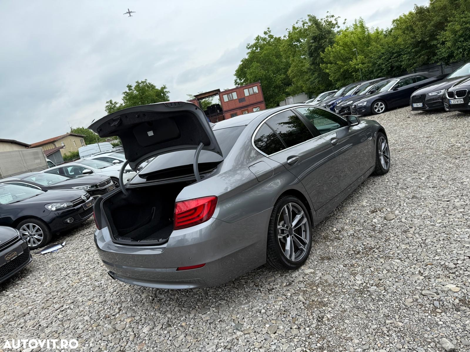 BMW Seria 5 530d xDrive Aut. - 35