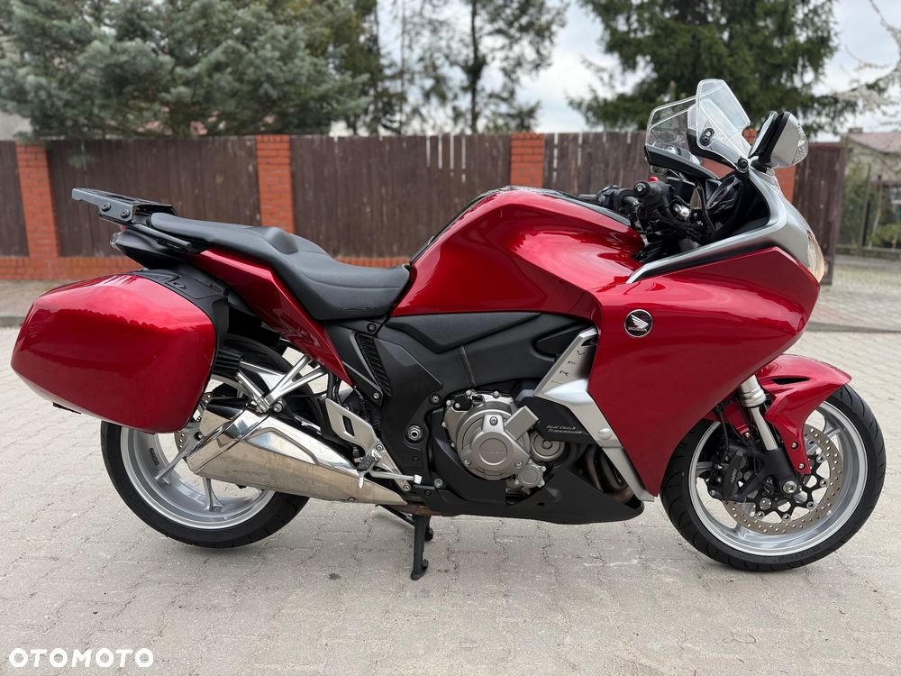 Honda VFR - 7