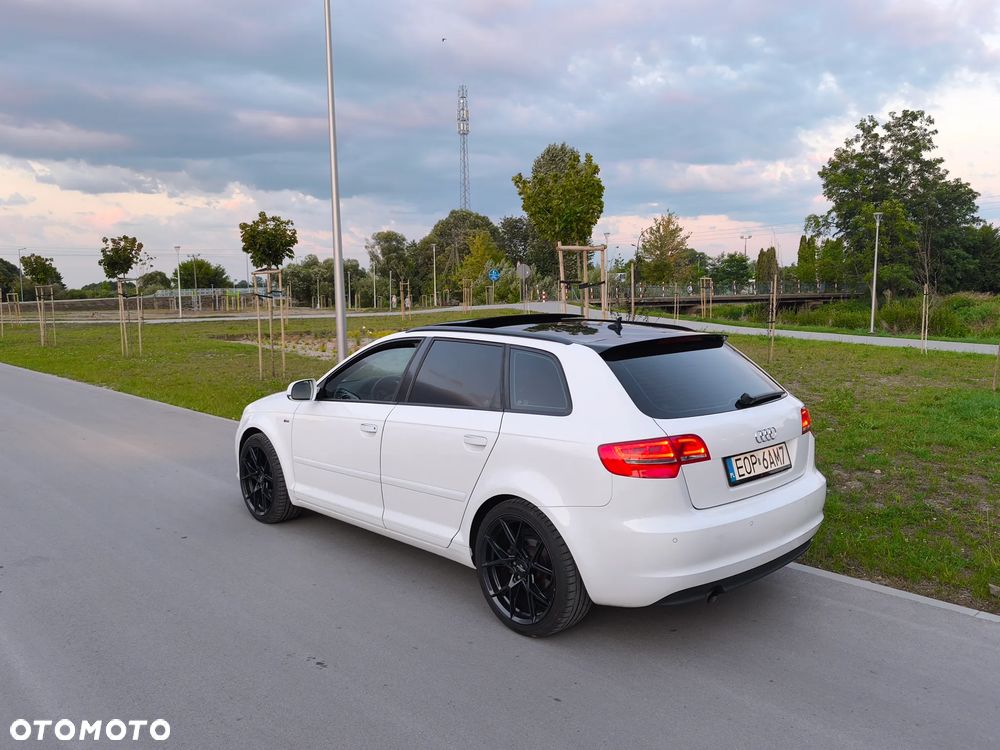Audi A3 Sportback 2.0 TDI DPF S line Sportpaket - 20