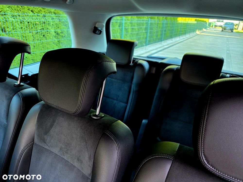 Volkswagen Sharan - 22