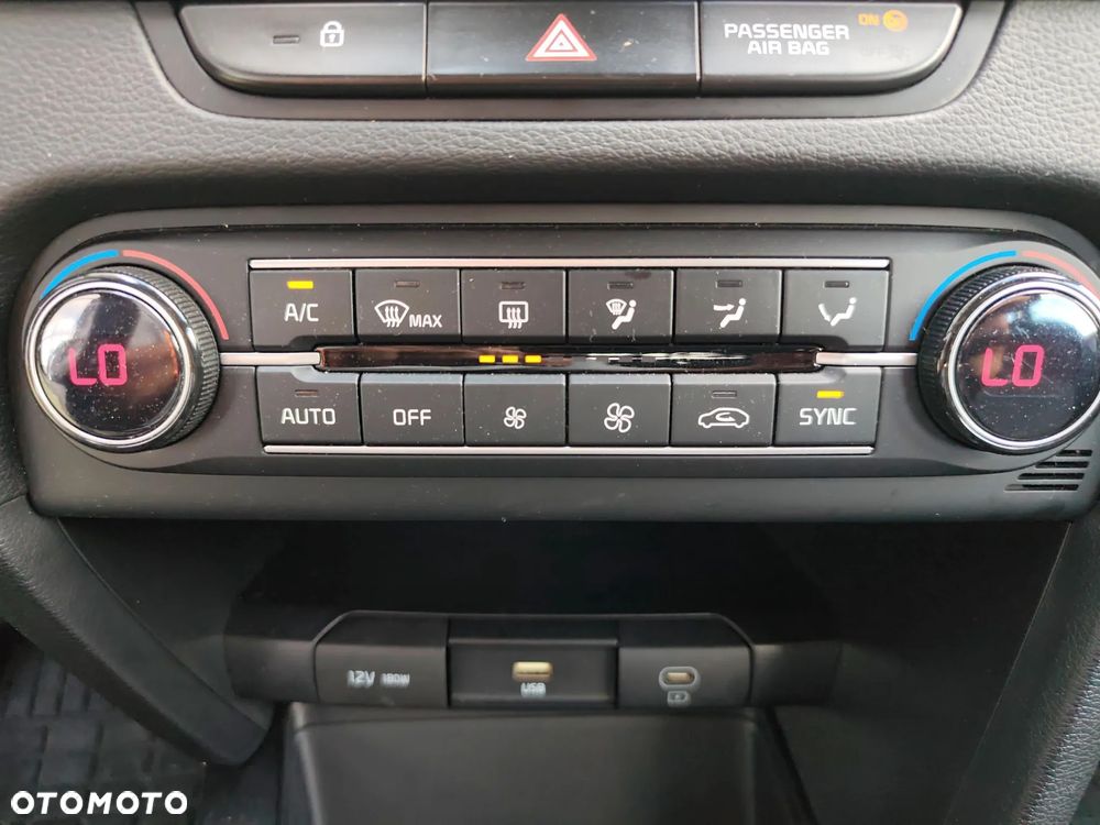 Kia Ceed 1.5 T-GDI M - 6