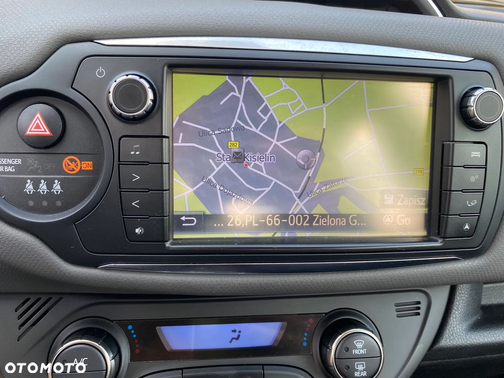 Toyota Yaris 1.5 VVT-i - 12