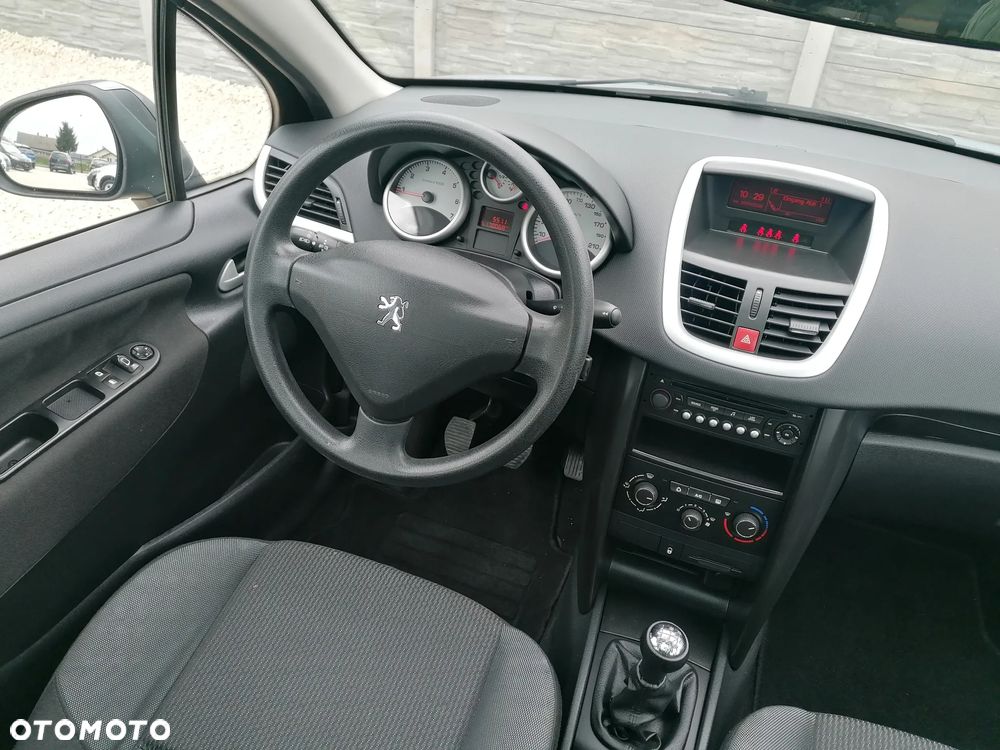Peugeot 207 75 Tendance - 14