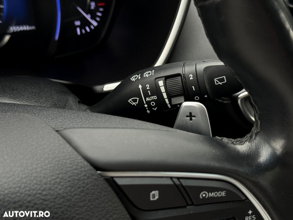 Hyundai Santa Fe - 33