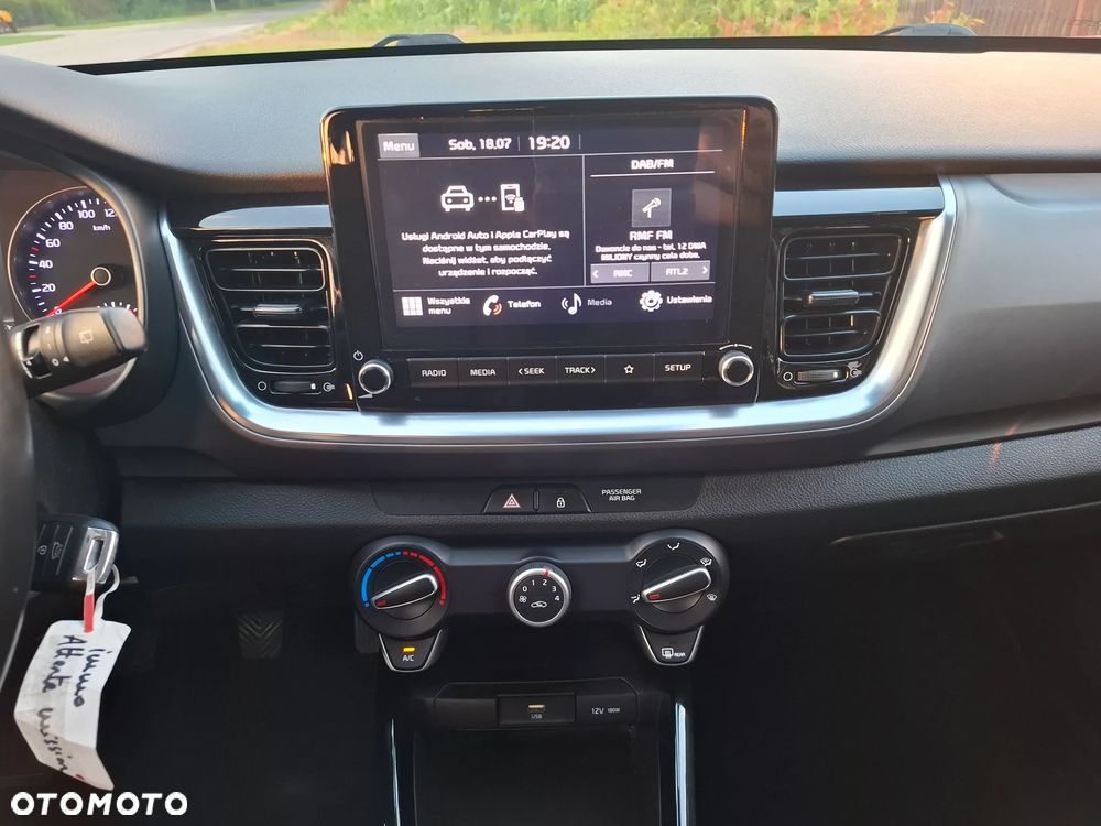 Kia Stonic - 25