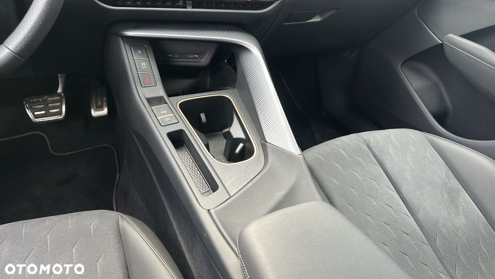 Cupra Terramar 1.5 eTSI mHEV DSG - 32