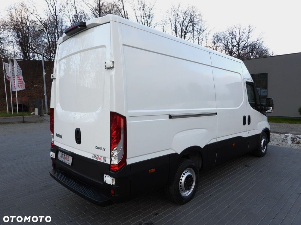 Iveco DAILY 35S14 FURGON CHŁODNIA  0*C ZASILANIE 230V NAWIGACJA AUTOMAT  KLIMATYZACJA  140KM - 15
