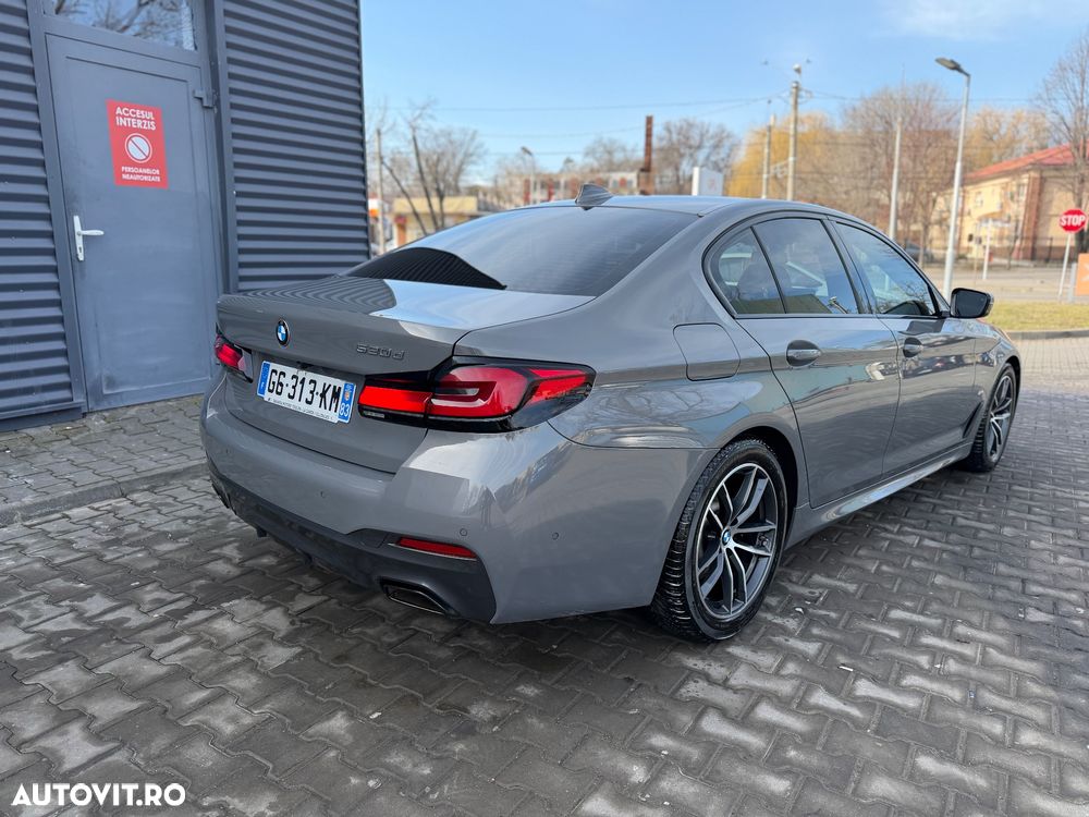 BMW Seria 5 520d Aut. M Sport Edition - 14