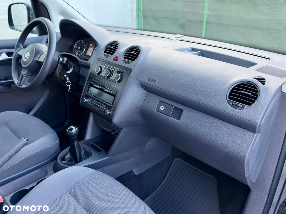Volkswagen Caddy Comfortline - 23