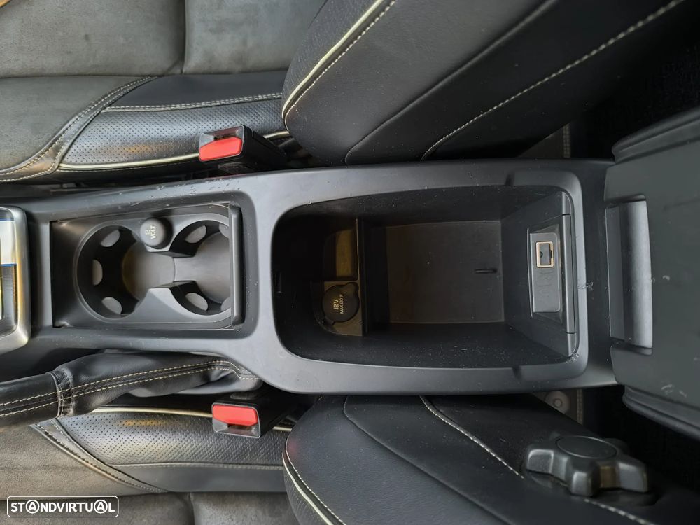 Volvo V40 1.6 D2 R-Design - 41