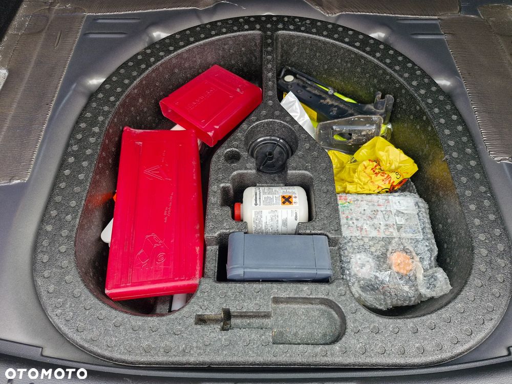 Ford Focus 1.0 EcoBoost 99g Start-Stopp-System SYNC Edition - 11