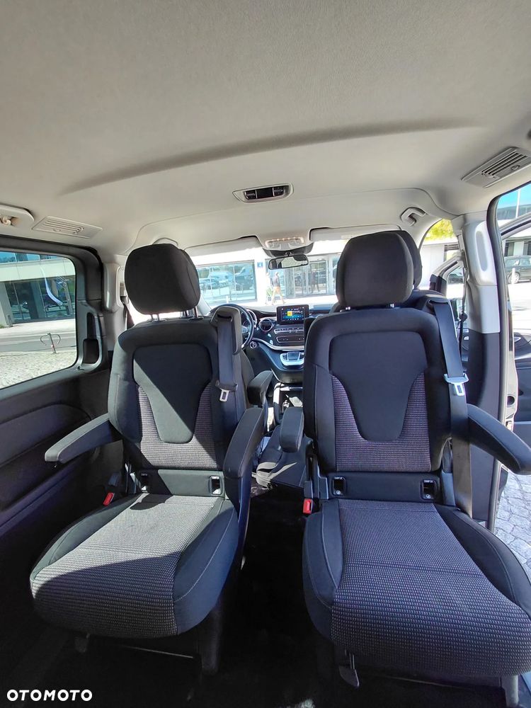 Mercedes-Benz Klasa V 220 d Avantgarde 9G-Tronic (d³ugi) - 24