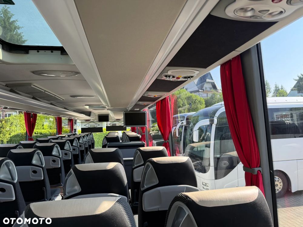 Mercedes-Benz Tourismo RHD M - 21