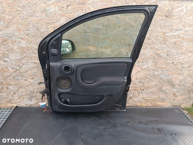 DRZWI PRAWE PASAŻERA CZARNE KPL FIAT PANDA III 2018 601 4343332 - 6