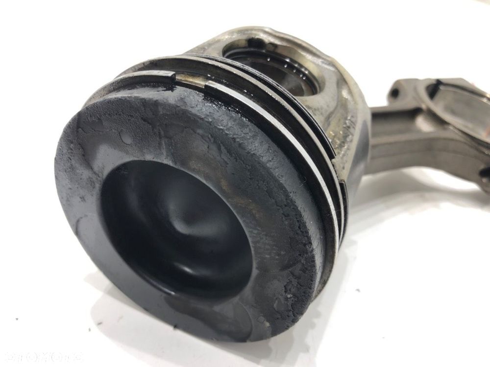 TŁOK Z KORBOWODEM  NISSAN QASHQAI / QASHQAI +2 I (J10, NJ10, JJ10E) 2006 - 2014 2.0 dCi 110 kW [150 - 4