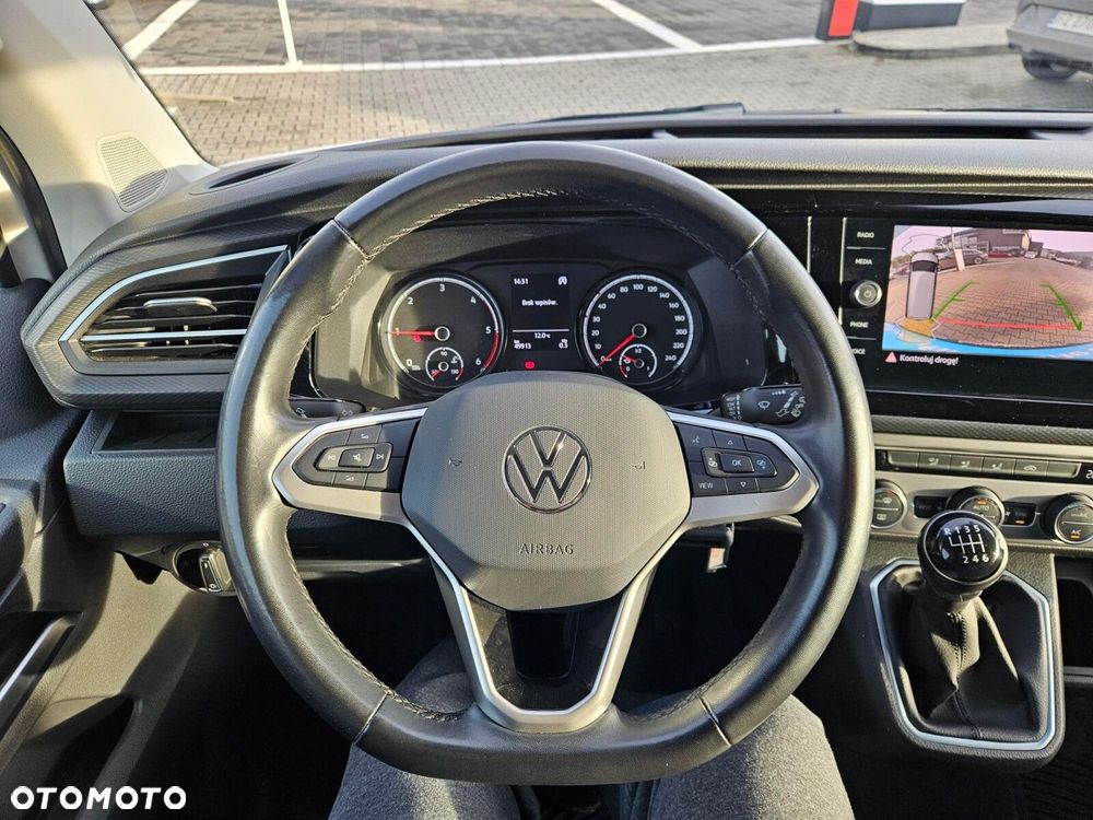 Volkswagen Multivan - 17