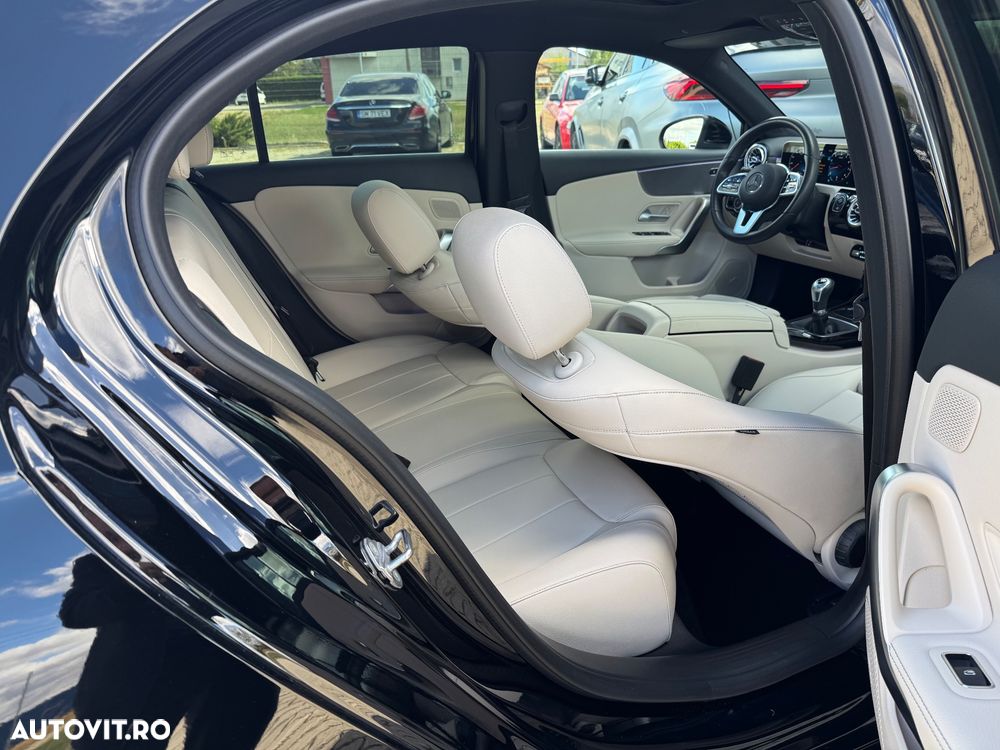 Mercedes-Benz A 180 Edition 19 - 11