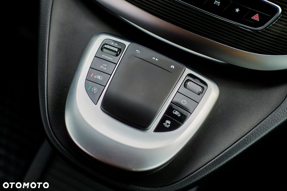 Mercedes-Benz Klasa V 300 d 4-Matic Avantgarde 9G-Tronic (d³ugi) - 25