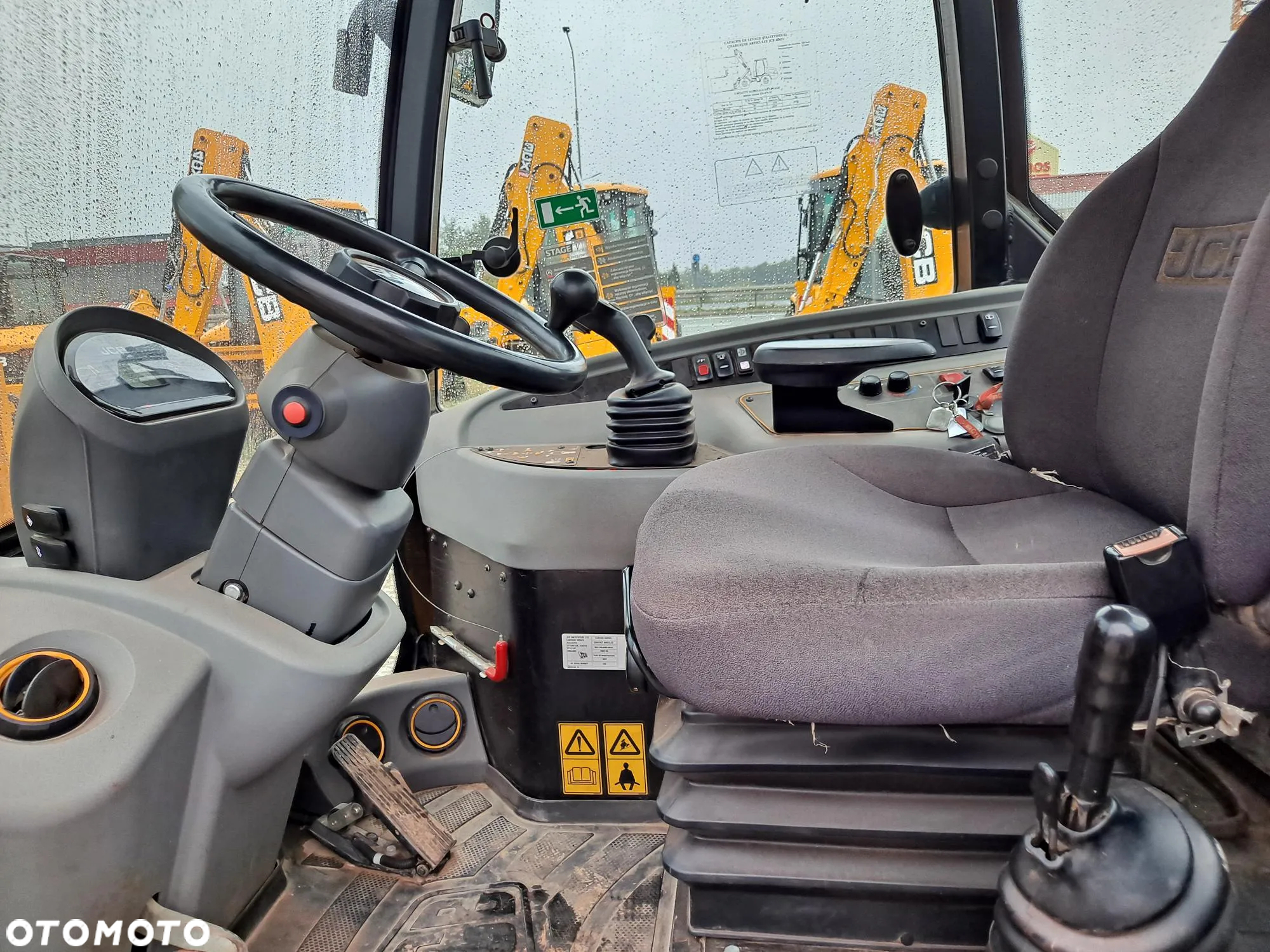 JCB 406 - 8