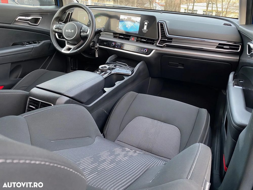 Kia Sportage 1.6 T-GDI HEV 6AT 4x2 Business Line - 9