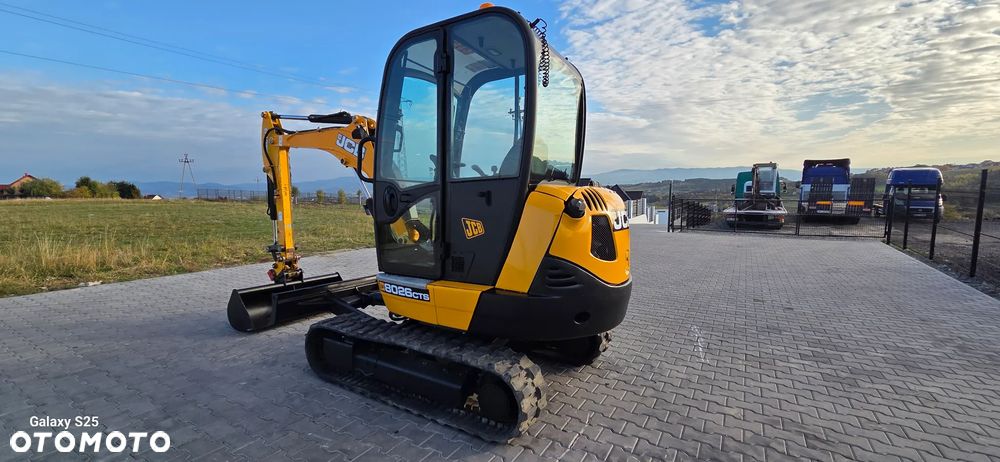 JCB 8026 - 5