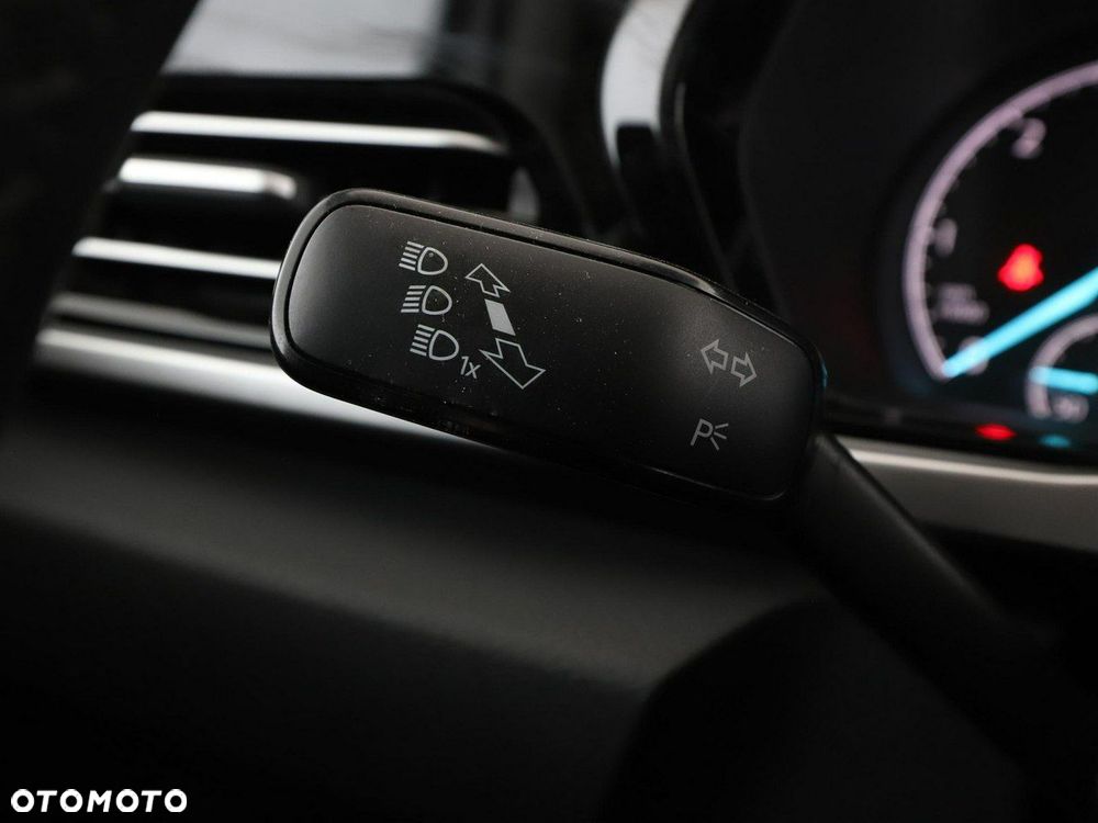 Ford Tourneo Connect 2.0 EcoBlue Active - 36