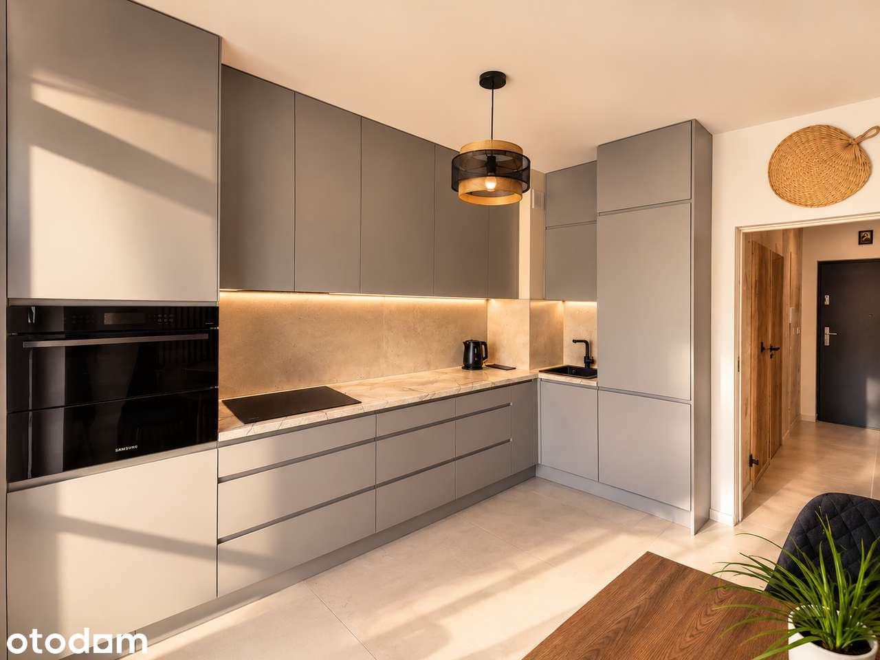 Wyjątkowe 2 pokoje mieszkanie zaprojektowane przez architektkę