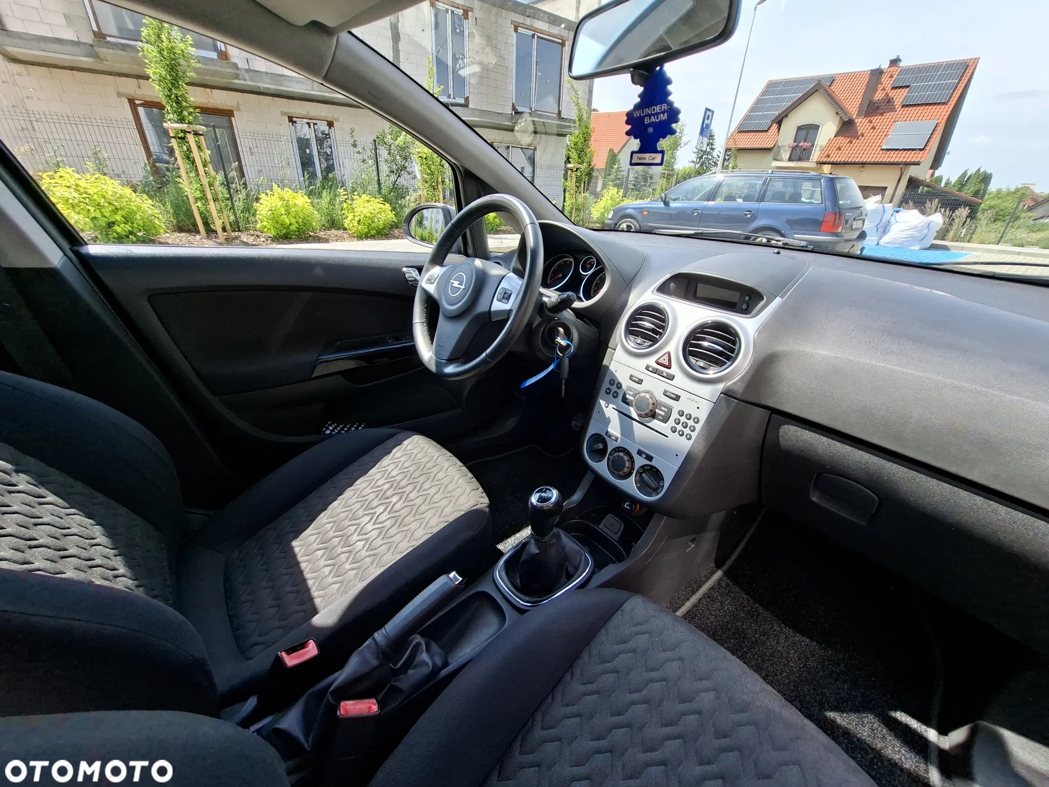 Opel Corsa 1.2 16V Edition / Active - 11