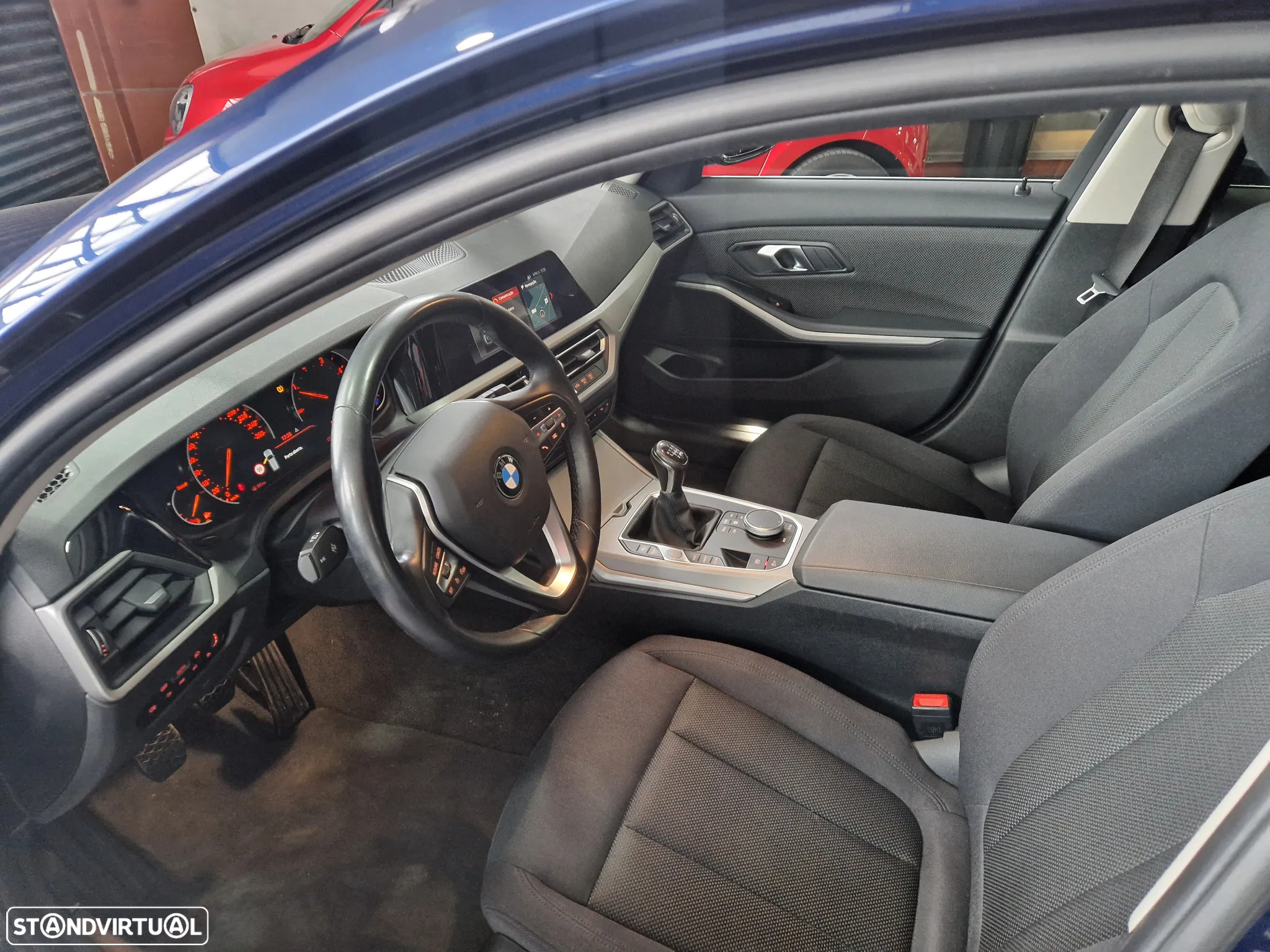 BMW 318 d Touring Sport Line - 13