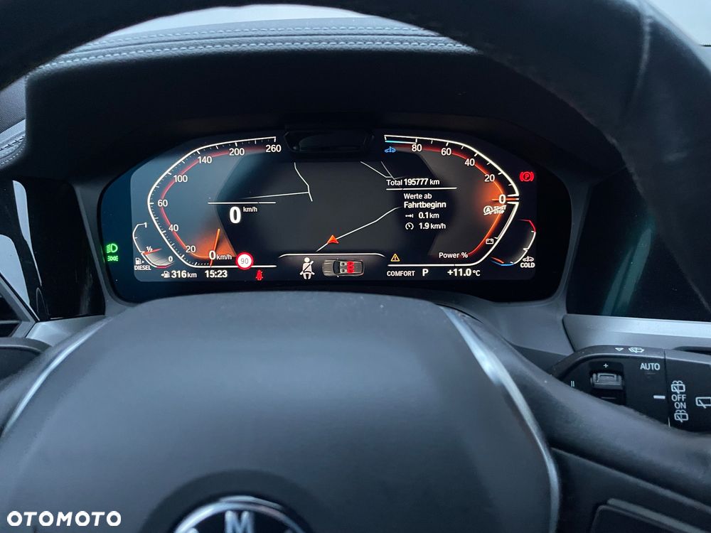 BMW Seria 3 320d Sport Line - 9