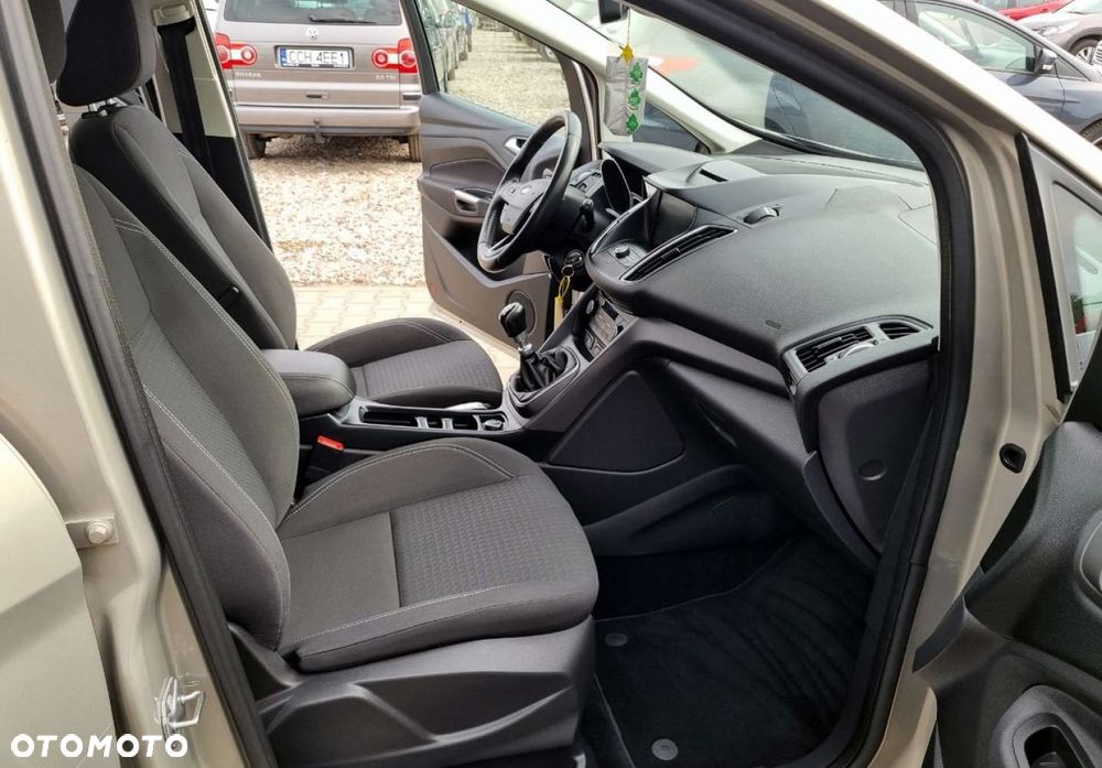 Ford C-MAX - 12